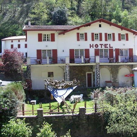 Hotel Le Clementenia Arnéguy Exterior photo